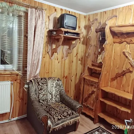 різьб'ярська Гостьовий будинок Славське