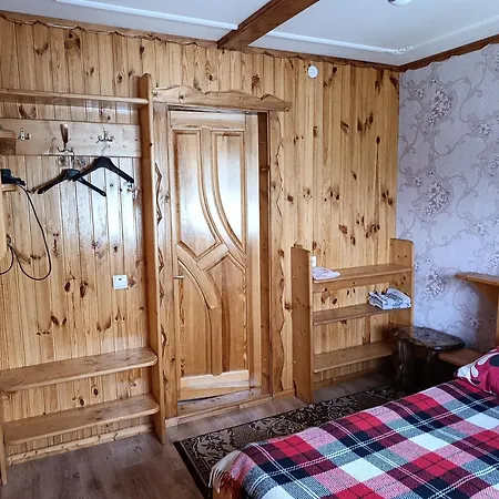 різьб'ярська Гостьовий будинок Славське